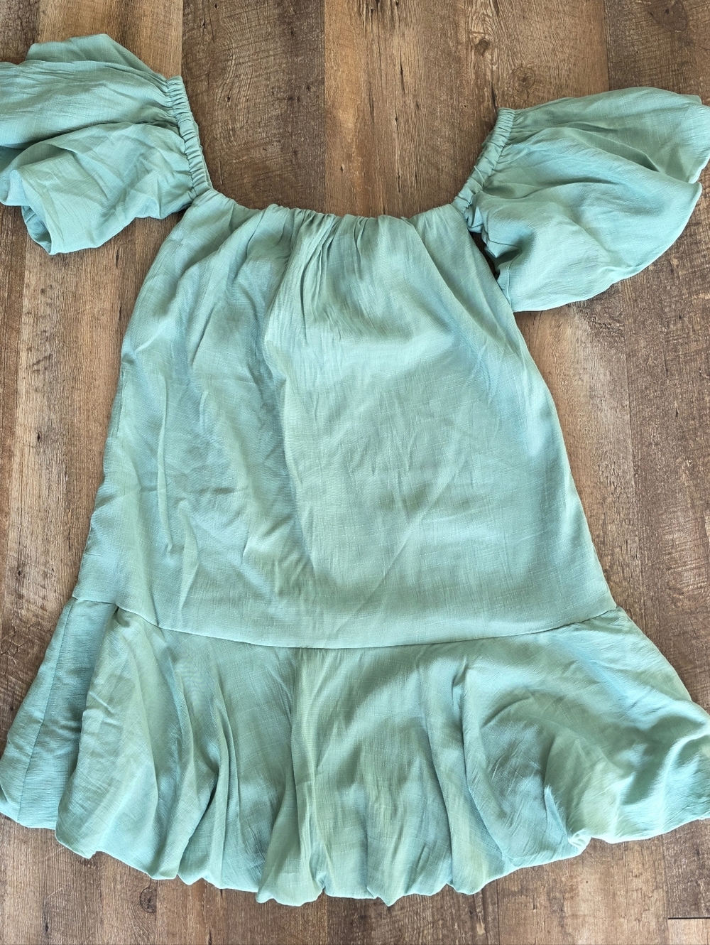 Versona Green Off-Shoulder Ruffle Dress Size XS Lined Bubble Hem Pull On Dress